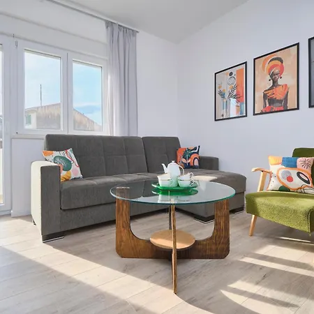 Lav By Litto דירה