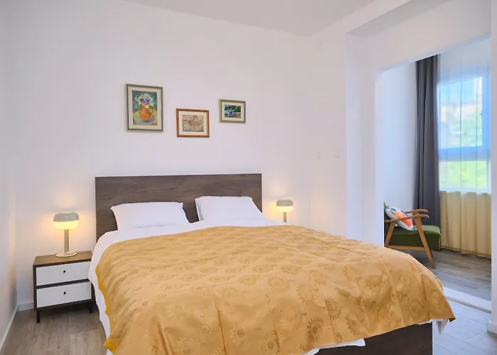 Apartment Lav By Litto