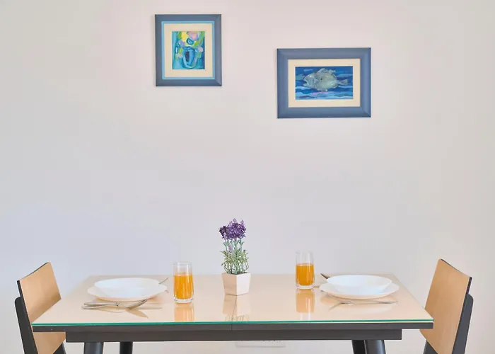 Lav By Litto Apartment *