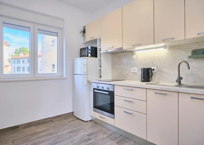 Apartment Lav By Litto *
