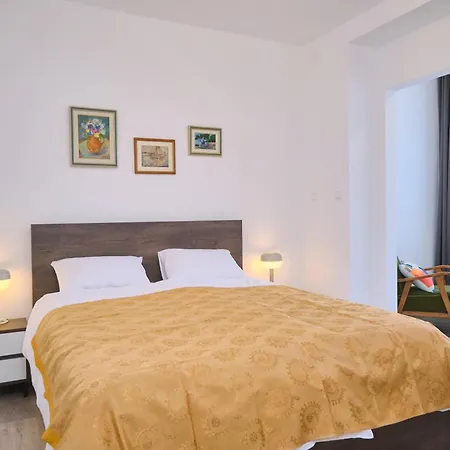 Apartment Lav By Litto